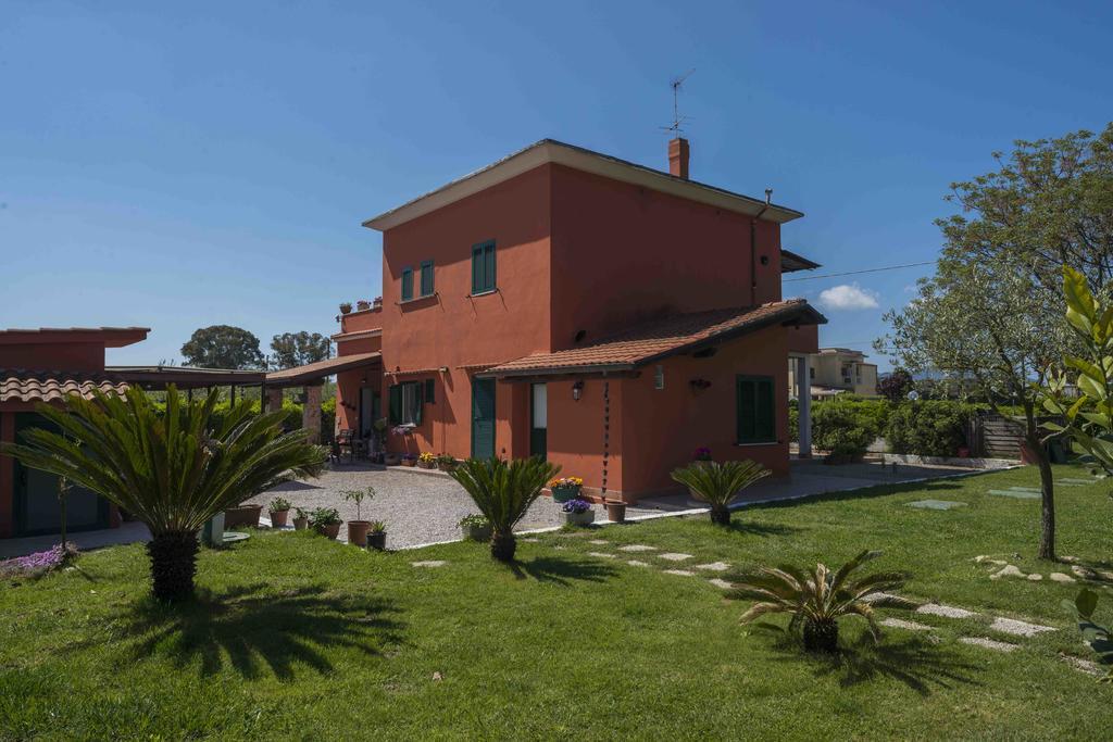 La Locanda Country House Borgo Montenero ภายนอก รูปภาพ