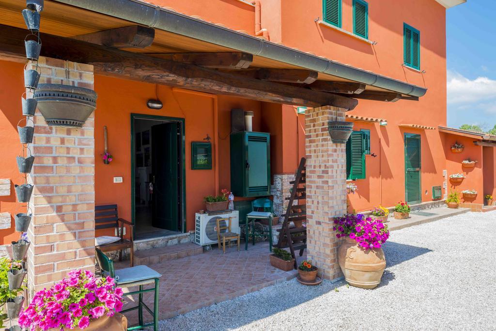 La Locanda Country House Borgo Montenero ภายนอก รูปภาพ